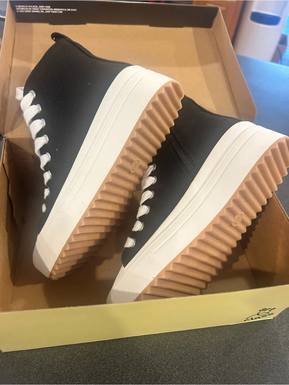 Art class Black High-Top Canvas Sneakers with White Laces - Kids